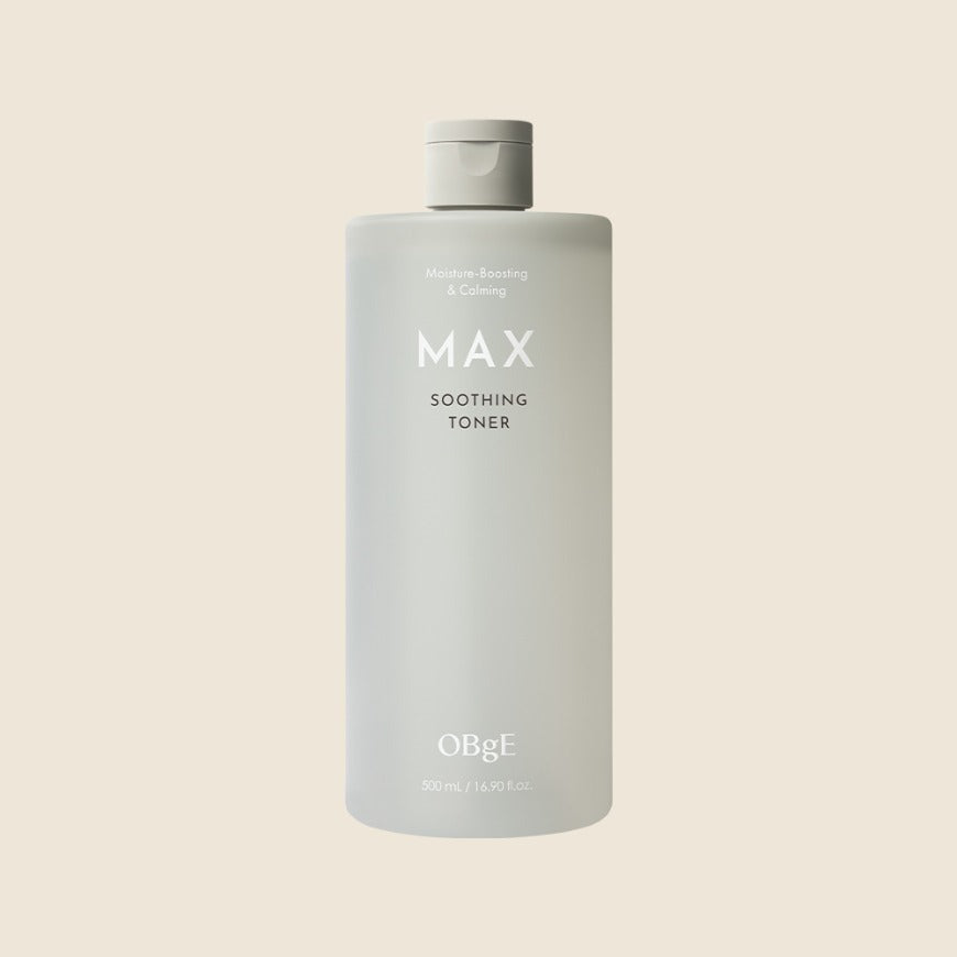 OBGE Max Soothing Toner 500ml, bouteille MAX apaisante OBGE sur fond clair, visuel produit cosmétique