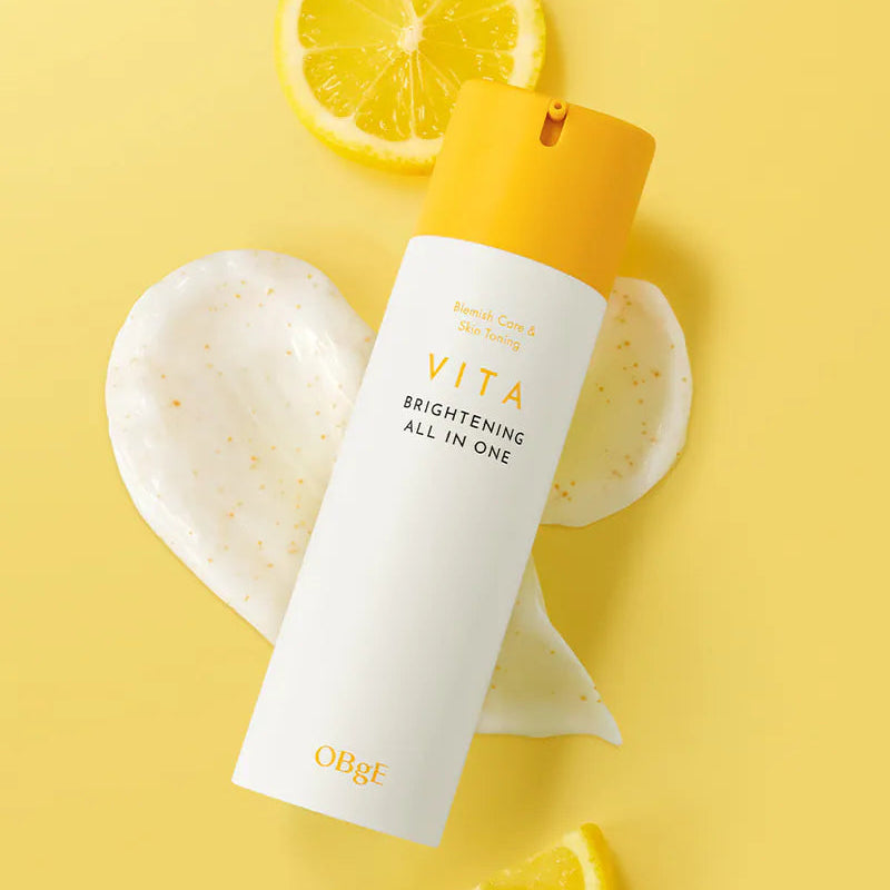 OBGE Vita Brightening All-in-One 150ml : crème éclat avec décor citrons, ambiance jaune, marque OBGE sur fond lumineux.