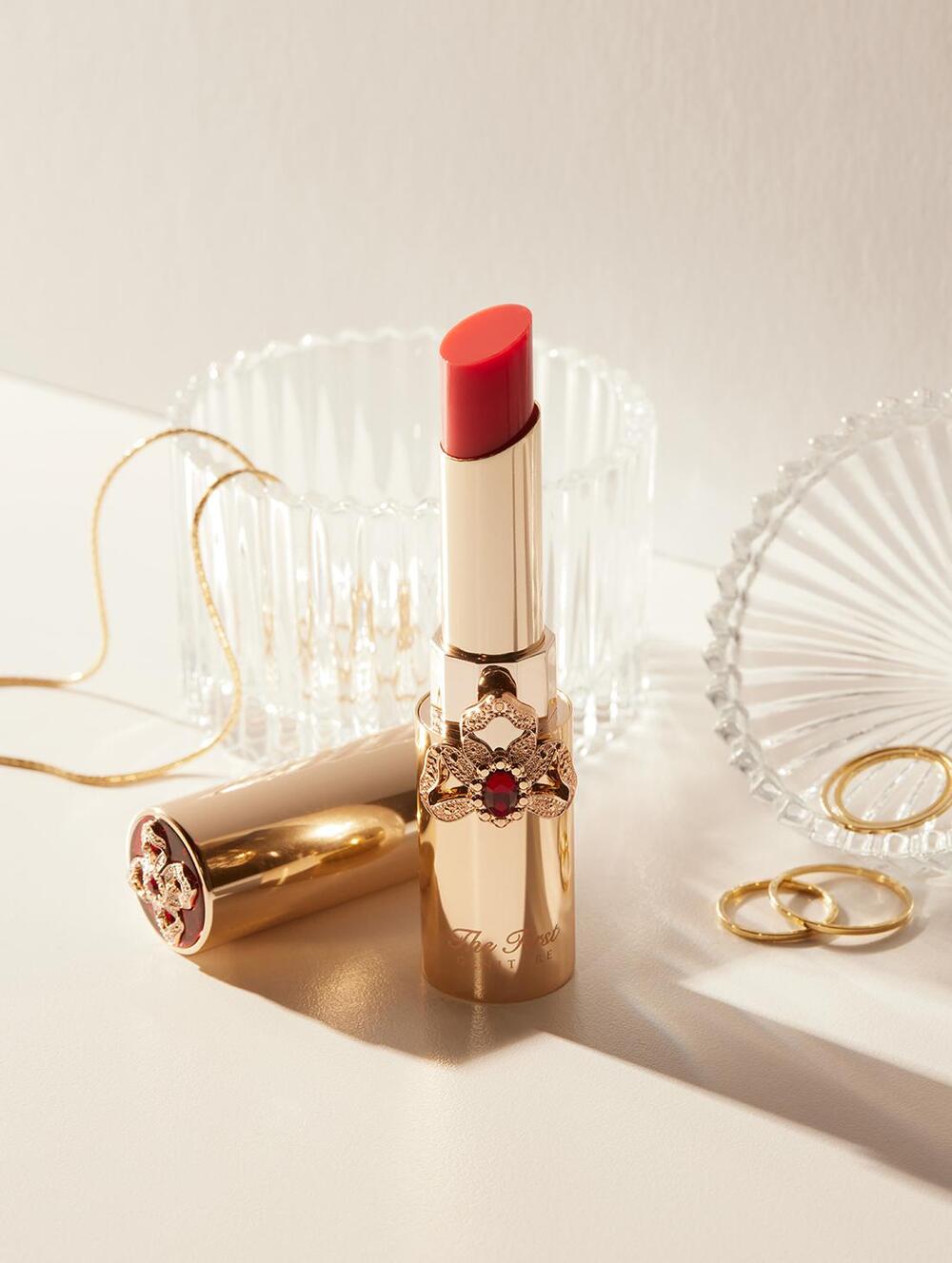 OHUI The Firts Geniture Lip Balm disponible sur Ma petite Coree, ton Eshop 100% K-beauty en direct de Seoul