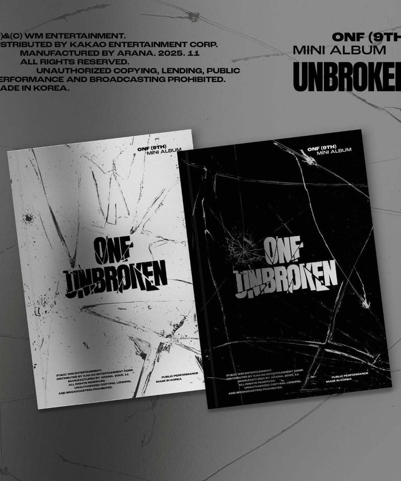 ONF - 9TH MINI ALBUM [UNBROKEN] (SILENCED / NO RETREAT VER.)(Random 1 of 2) - Album Kpop, visuel noir & blanc sur sol.