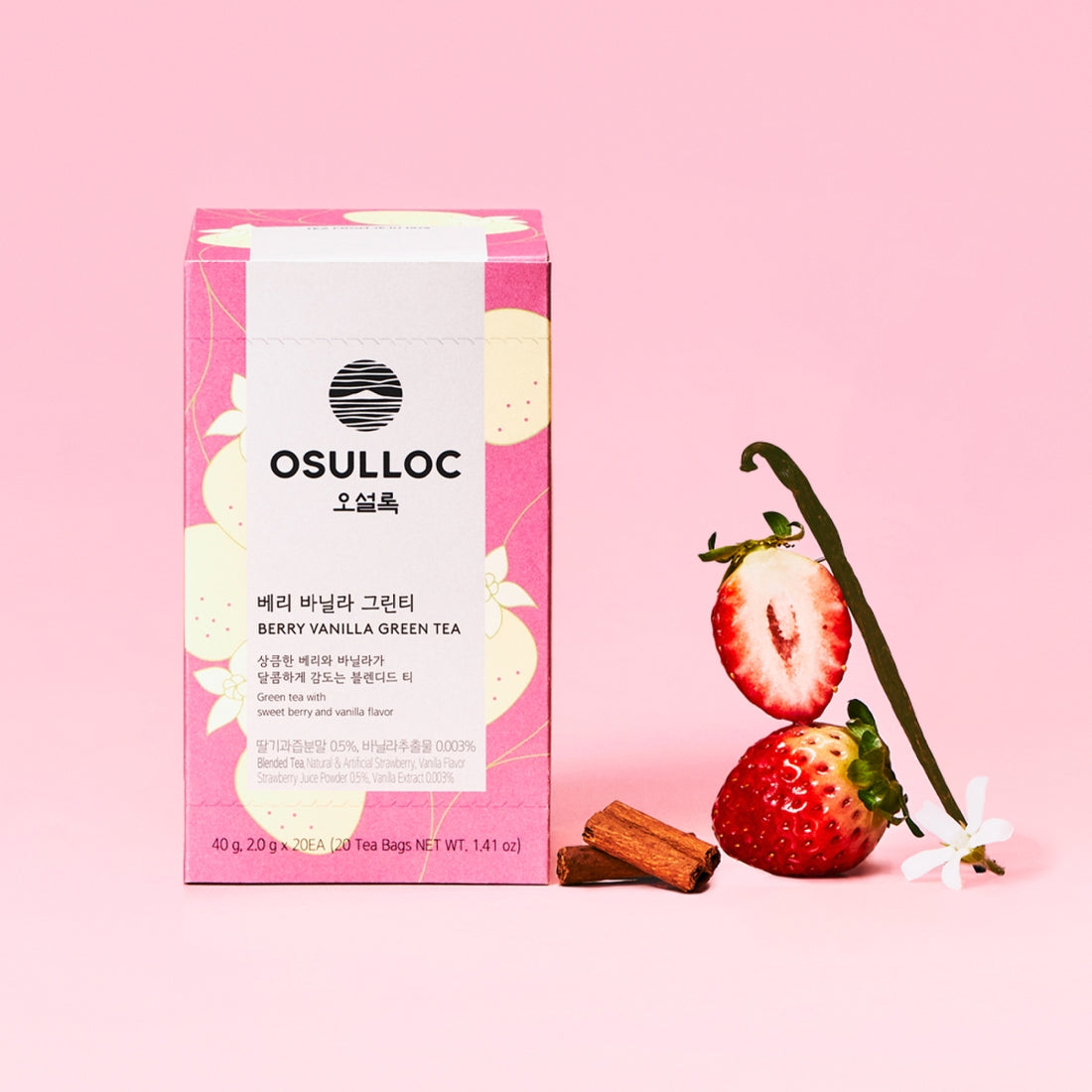 OSULLOC Berry Vanilla Green Tea 20 P sur fond rose avec fraise, vanille et baies, packaging de la marque OSULLOC.