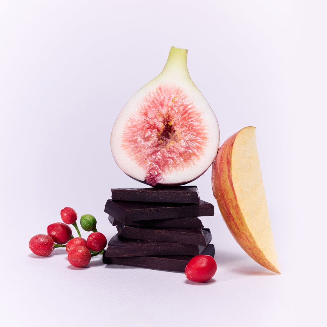 OSULLOC Fig Apple Black Tea 10 P : infusion noire à la figue et pomme, marque OSULLOC, ingrédients sur fond clair