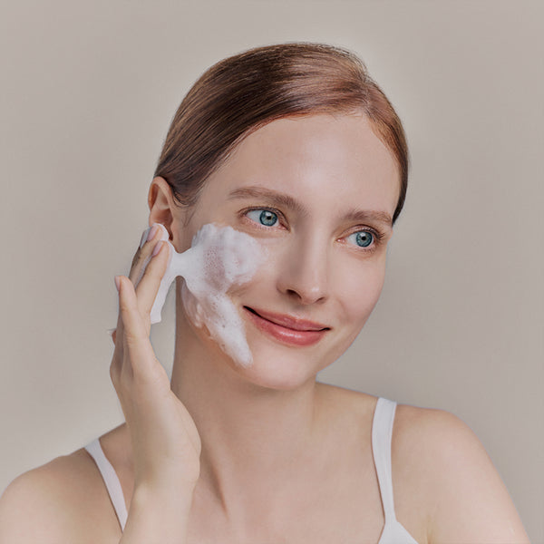 WHAMISA Organic Flowers Foam Cleansing Cream 150ml