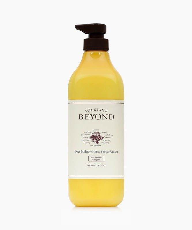 PASSON & BEYOND Deep Moisture Honey Shower 1L, flacon jaune à pompe, sur fond blanc. Marque en évidence.