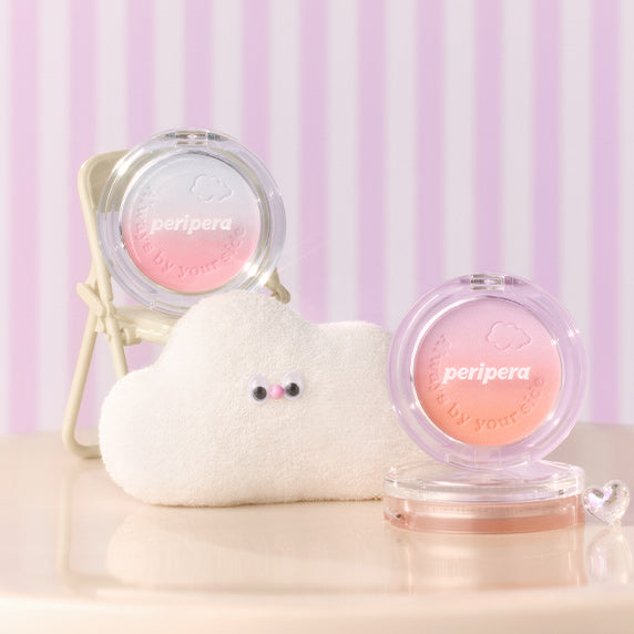 PERIPERA Clearly Tinted Custom Cheek de la marque PERIPERA, flacons roses sur fond rayé pastel, ambiance maquillage doux