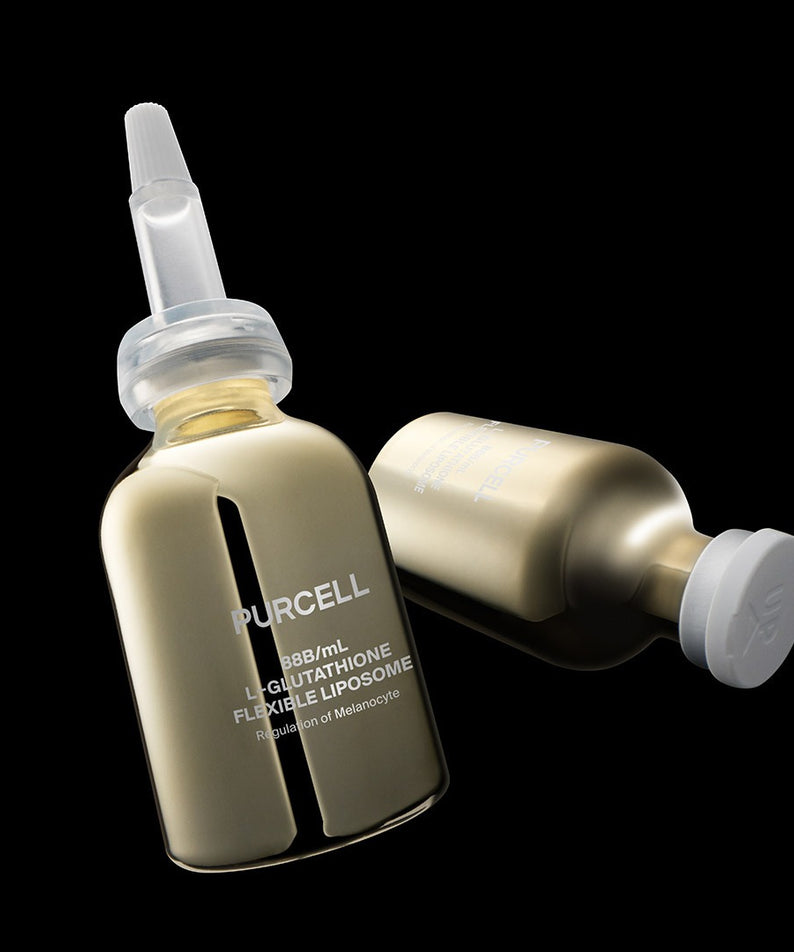 Décris l'image en français: PURCELL 88 billion/mL Glutathione Flexible Liposome 30mL, flacon crème, fond noir.