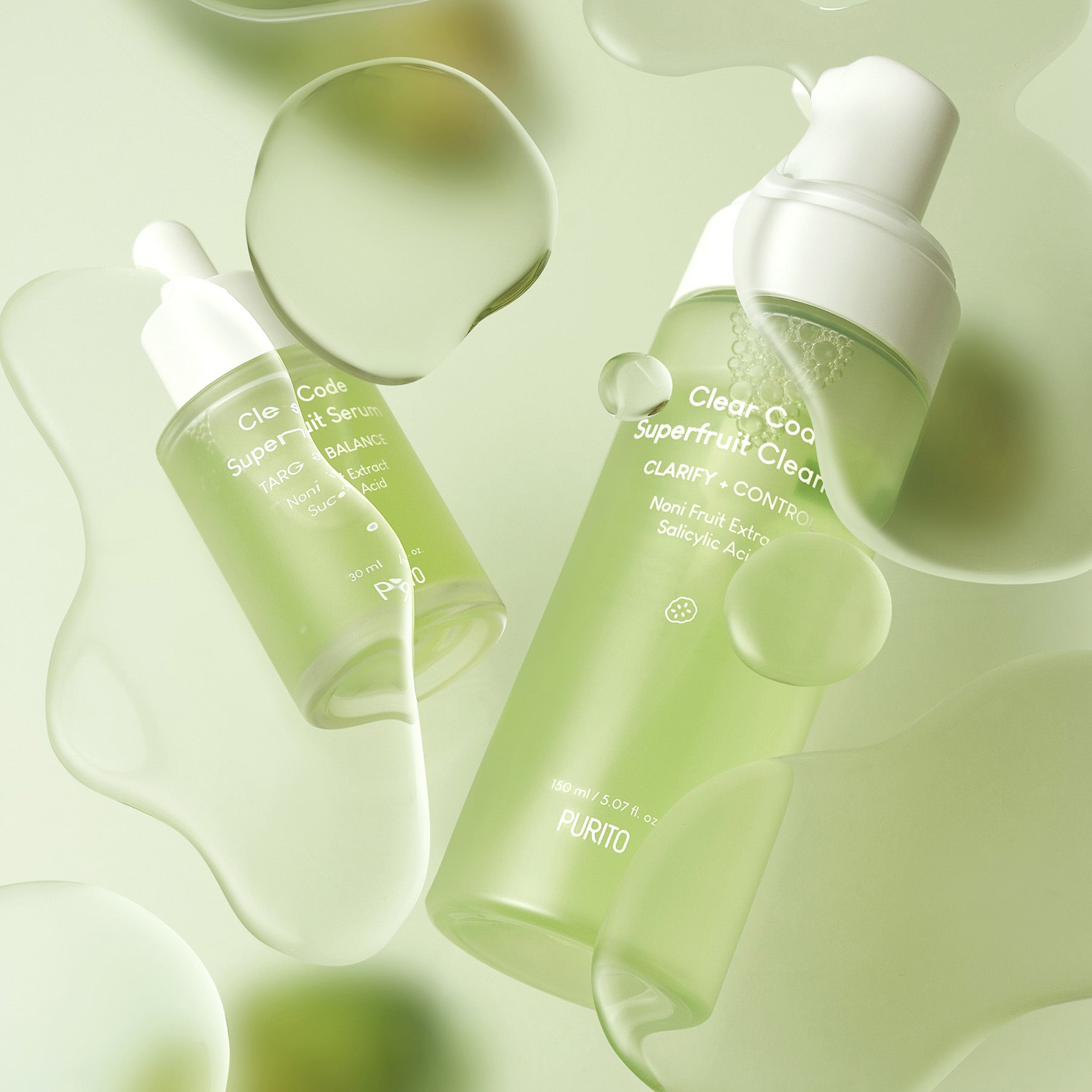 PURITO Clear Code Superfruit Cleanser 150ml, flacon en gel vert sur fond lumineux, marque PURITO en contexte skincare
