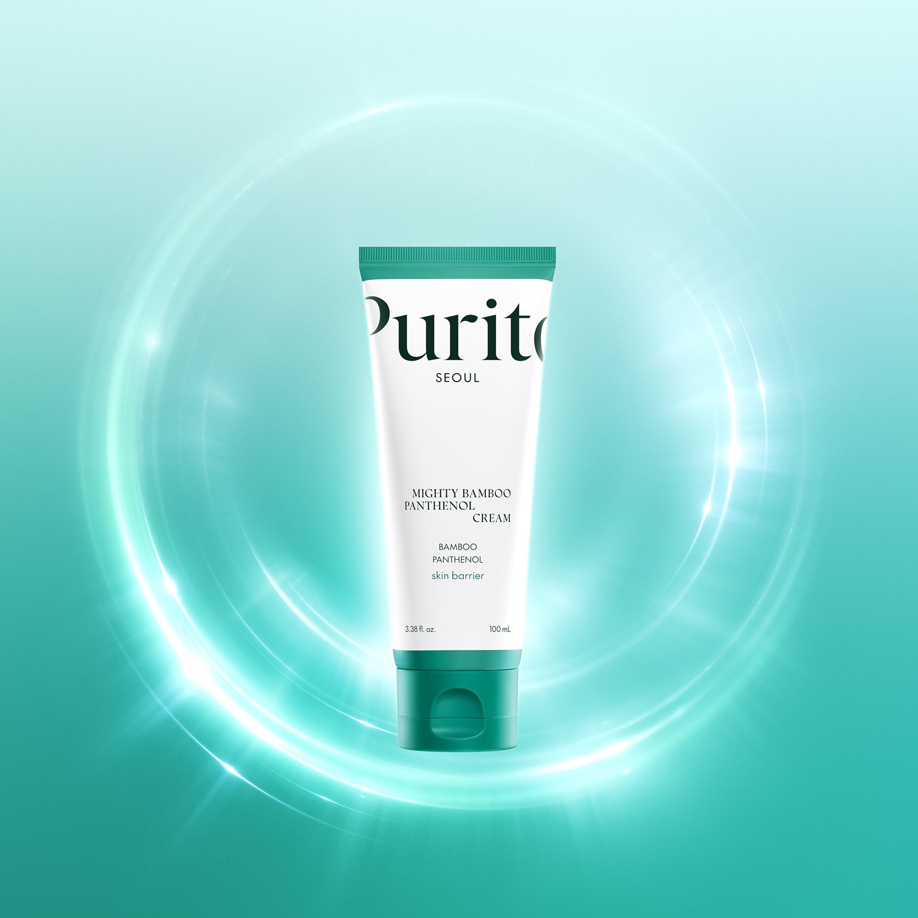 PURITO Mighty Bamboo Panthenol Cream 100ml, tube PURITO sur fond turquoise avec halos lumineux, flacon cosmétique