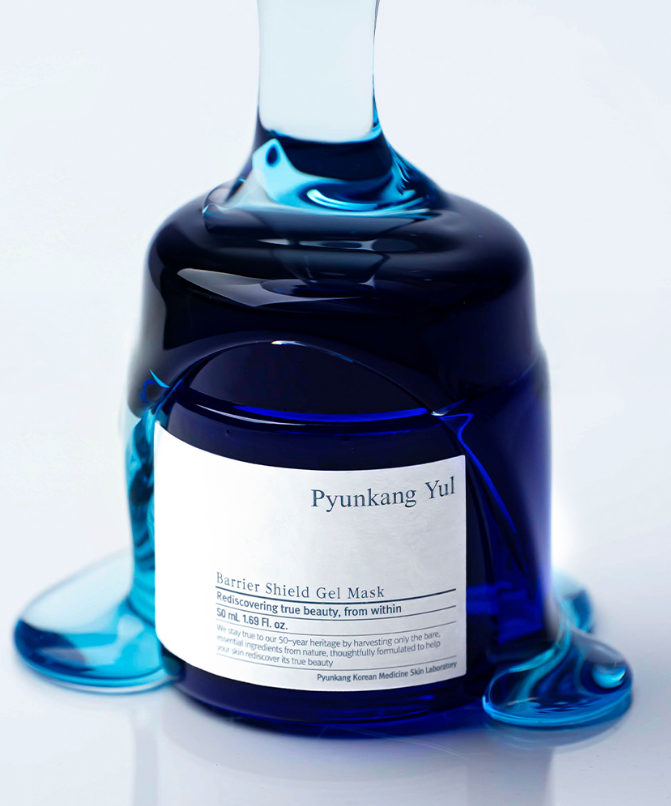 PYUNGKANG YUL Barrier Shield Gel Mask 50ml de Pyunkang Yul, flacon bleu sur fond blanc, contexte visuel beauté