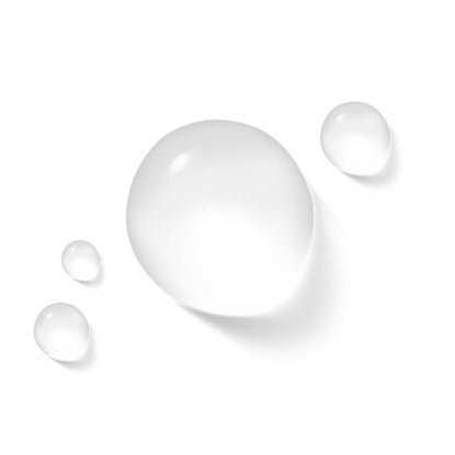 QUA-T Toner 200ml de marque QUA-T, flacon sur fond blanc, gouttes et texture visuelle.