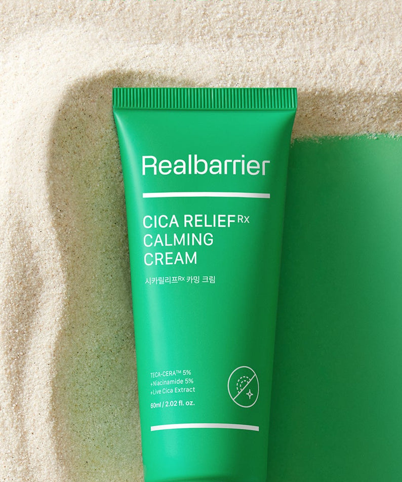 REAL BARRIER Cica Relief Rx Calming Cream 60ml de la marque Realbarrier, tube vert sur fond beige, crème apaisante