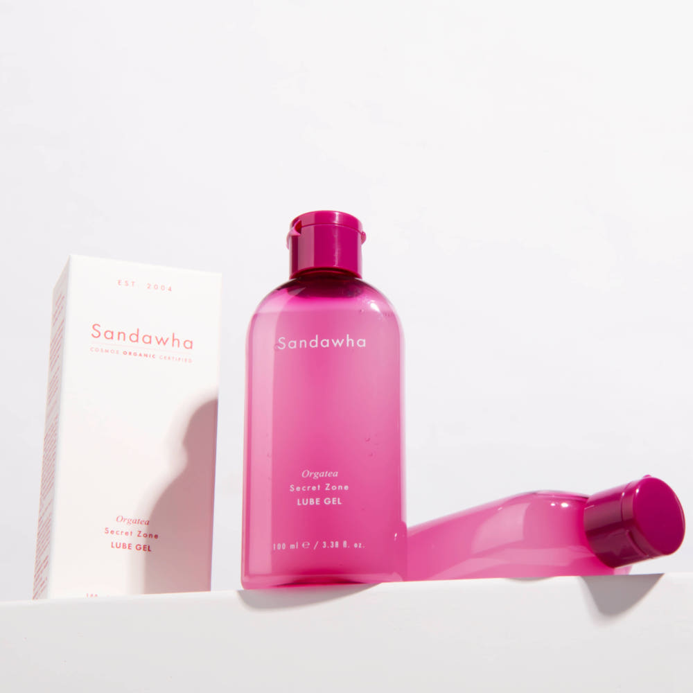 SANDAWHA Ogati Secret Zone Soothing Lube Gel 100ml de la marque Sandawha, gel lube rose sur fond blanc