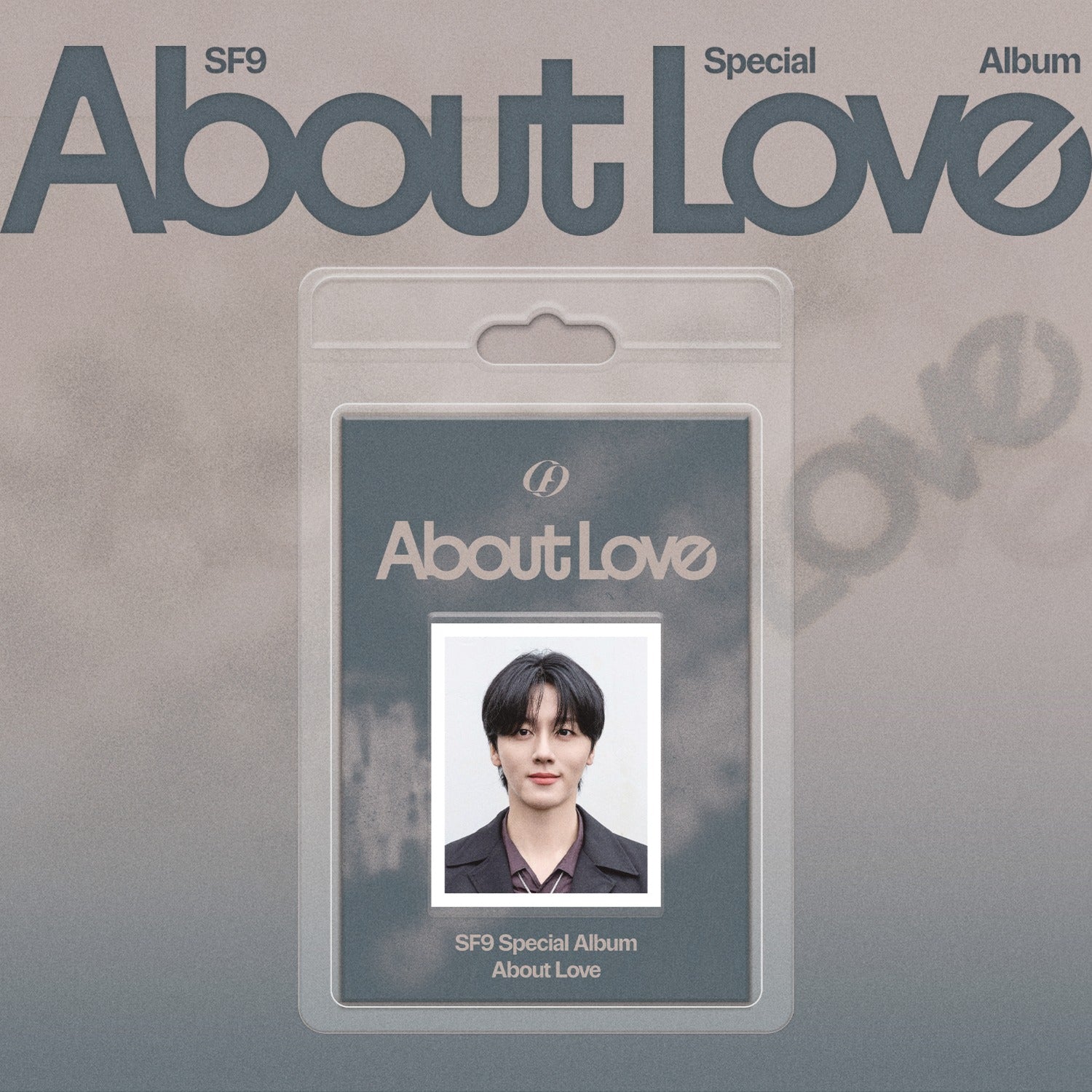 SF9 - Special Album [About Love] (FaNCy Ver.) (Random 1 of 6) - Album Kpop, visuel packaging avec photo et titre About Love.