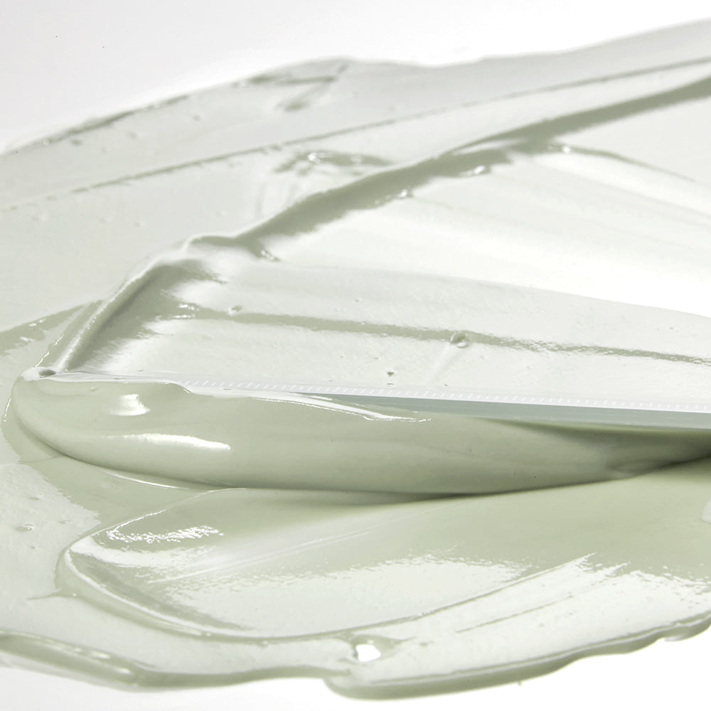 SHAISHAISHAI [1+1]Aloe PDRN Cooling Mud Mask 100ml : masque vert en gel, application sur spatule, ambiance spa.