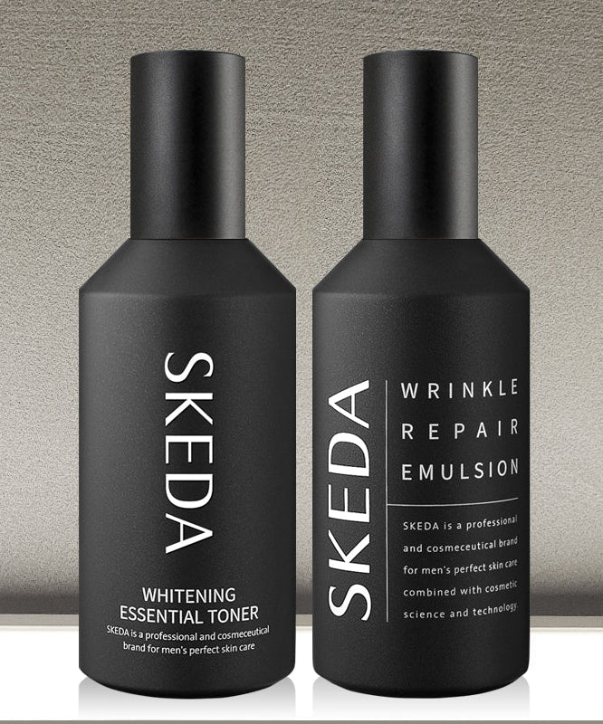 SKEDA Wrinkle & Whitening Luxury 2 Pieces Set : deux flacons SKEDA sur fond gris, émulsion anti-rides et whitening