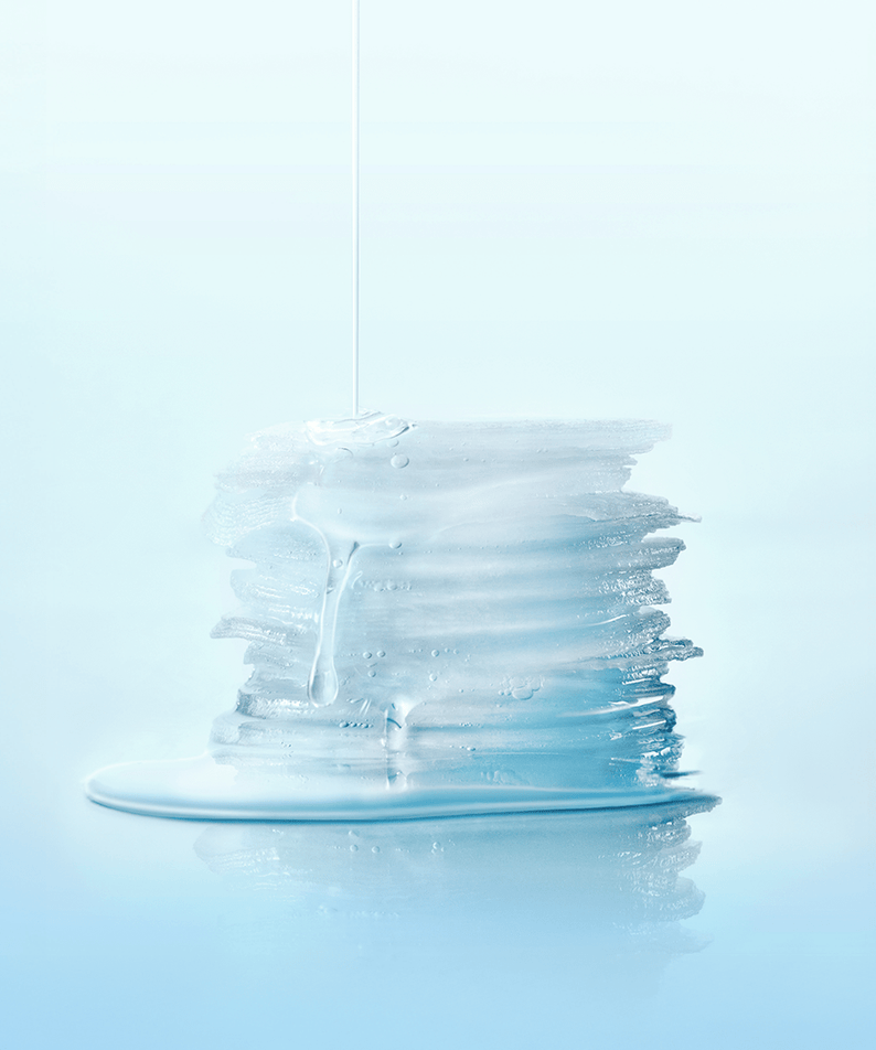 SKIN1004 Madagascar Centella-Hyalu-Cica Jelly Fit Ampoule Pads (60 sheets) de la marque SKIN1004, gel bleu sur fond bleu clair.