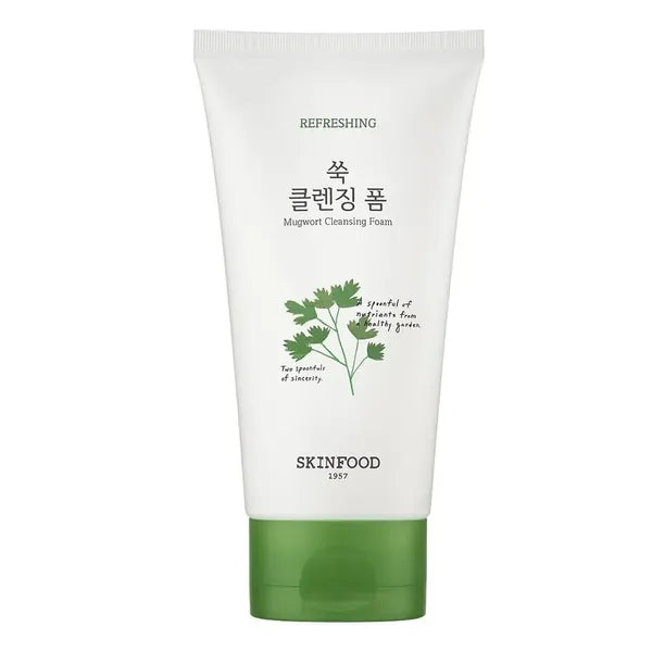 SKINFOOD Veggie Garden Mugwort Cleansing Foam 150ml de SKINFOOD, flacon blanc/vert, crème moussante, contexte produit cosmétique.