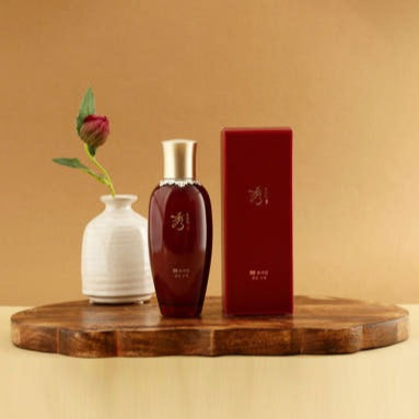 SOORYEHAN Hyobidam Fermented Sap 150ml : flacon brun et coffret rouge sur plateau bois, style naturel.