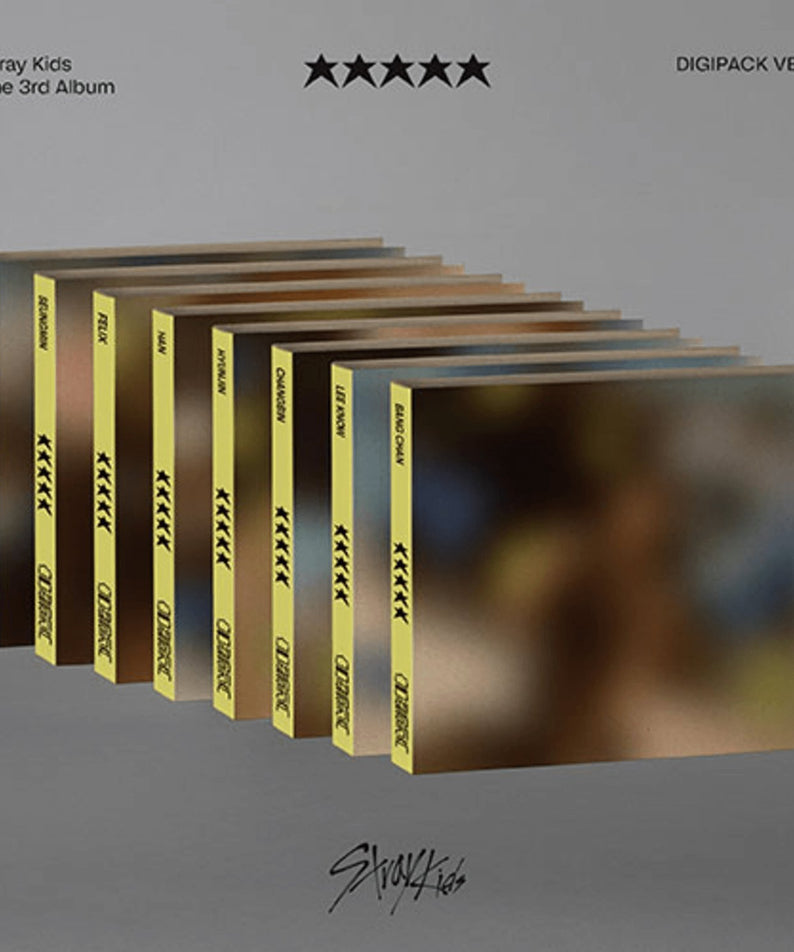 STRAY KIDS - 3rd Album [★★★★★ (5-STAR)] (DIGIPACK VER.) - Album Kpop, digipack jaune, pack empilé sur fond gris