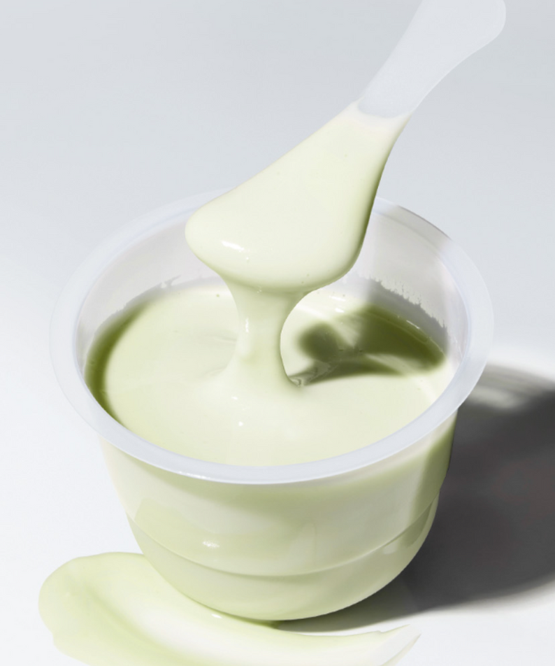 SUNGBOON EDITOR Boosting Modeling Pack Green Tomato Pore Tightening : gel vert appliqué, pot et spatule, marque SUNGBOON