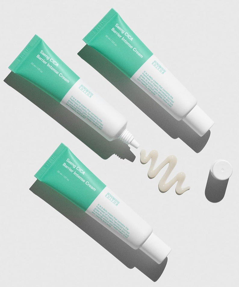 Crème SUNGBOON EDITOR Saeng Cica Barrier Intensive 30ml en tubes, soin de la peau avec texture légère sur fond blanc.