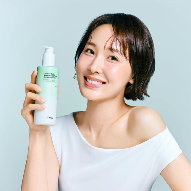 JUMISO D-Panthenol Barrier Soothing Cleansing Milk 300ml Refill Offer (+100ml Refill)