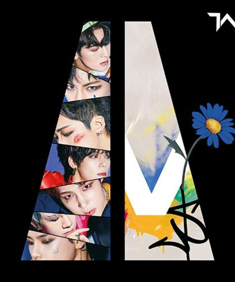 TAN - 2nd Album W SERIES [2TAN] (wish ver) - Album Kpop, couverture avec visuels portraits TAN et fleur bleue, fond noir.