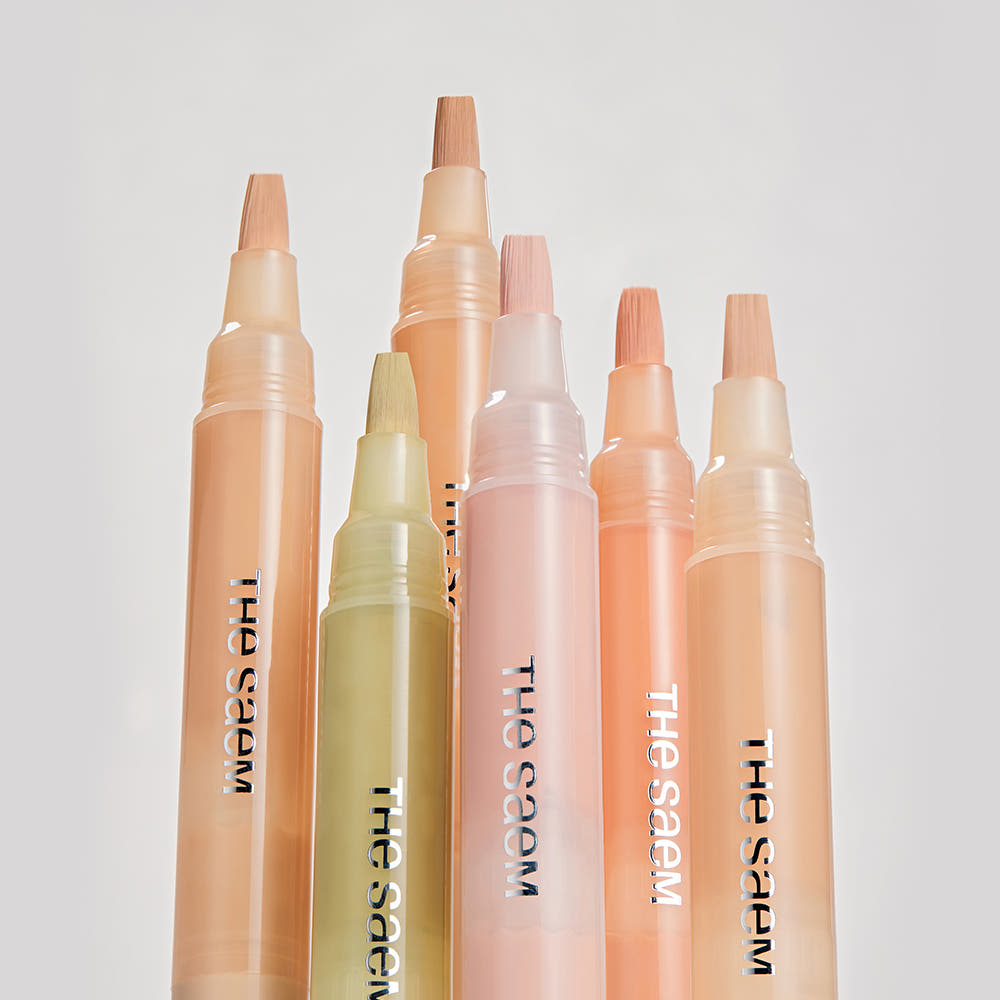 THE SAEM Cover Perfection Pen Concealer, stylos correcteurs, maquillage en tubes dégradés sur fond clair