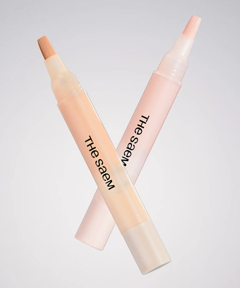 THE SAEM Cover Perfection Pen Concealer de The Saem, stylos correcteurs beige sur fond blanc, vue produit