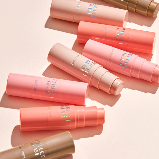 THE SAEM Perfect Glam Stick Blusher 6g disponible sur Ma petite Coree, ton Eshop 100% K-beauty en direct de Seoul