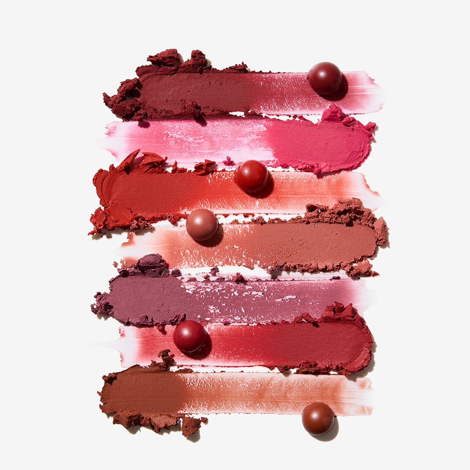 TOCOBO Powder Cream Lip Balm de la marque TOCOBO, gros plan sur texture rose gourmande, contexte beauté maquillage.