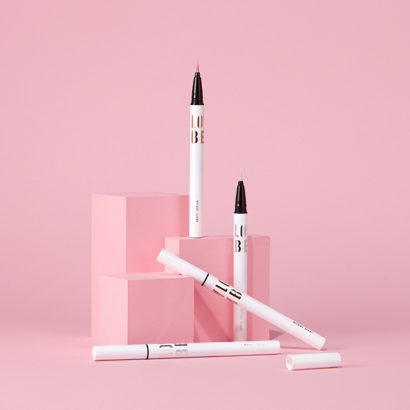 TONY MOLY Aegyo Beam Glitter Liner disponible sur Ma petite Coree, ton Eshop 100% K-beauty en direct de Seoul