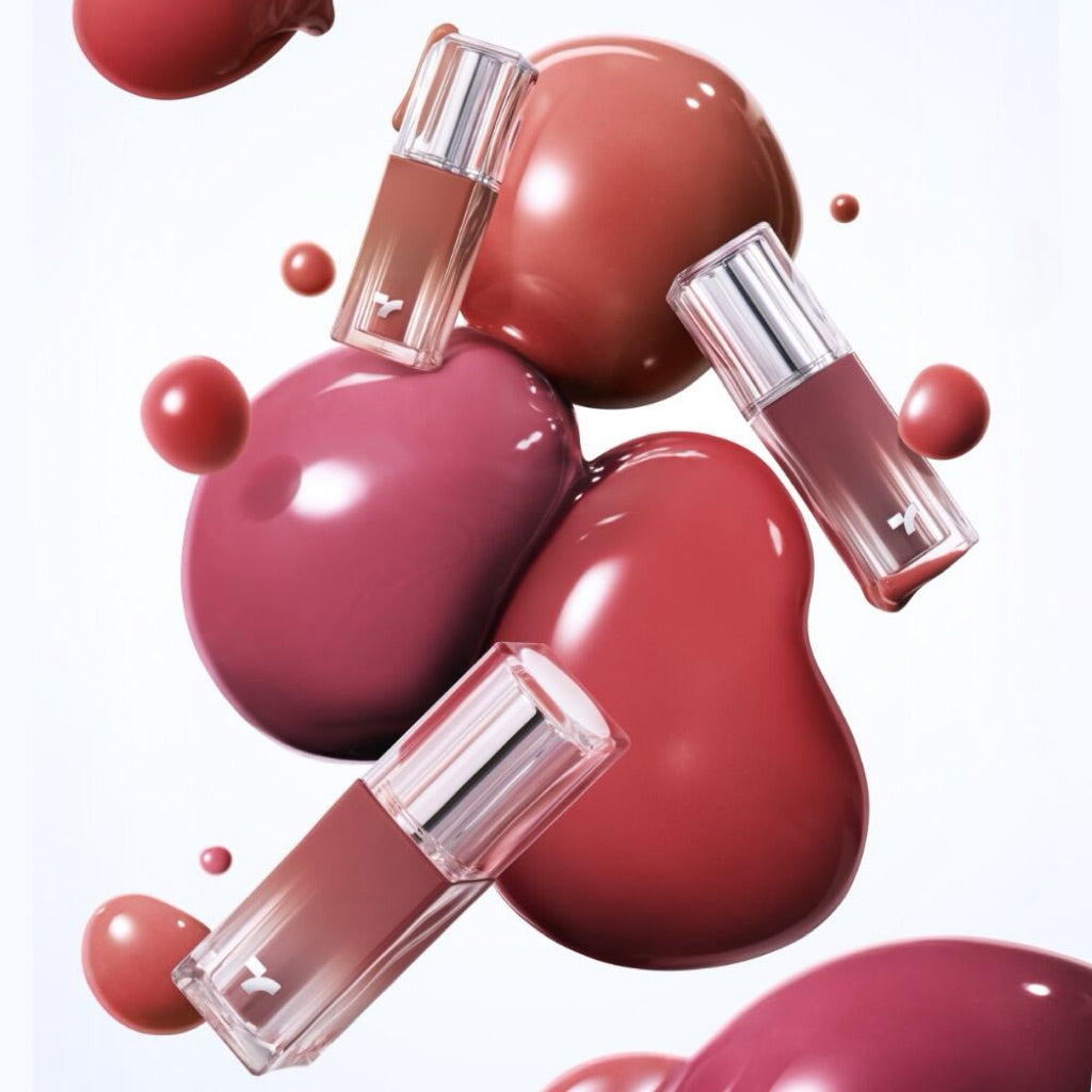 TONY MOLY Get It Tint Waterful Syrup, flacons roses en forme de gouttes, style cosmétique, marque en contexte visuel.