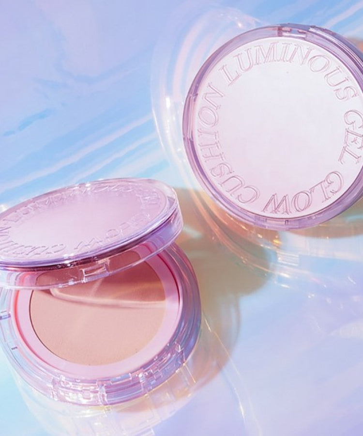 TONY MOLY My Luminouse Gel Glow Cushion 15g : boîtier et coussin maquillage de la marque, sur fond pastel bleu.