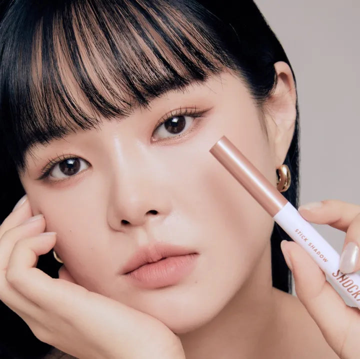 TONY MOLY The Shocking Color Fixing Stick Shadow disponible sur Ma petite Coree, ton Eshop 100% K-beauty en direct de Seoul