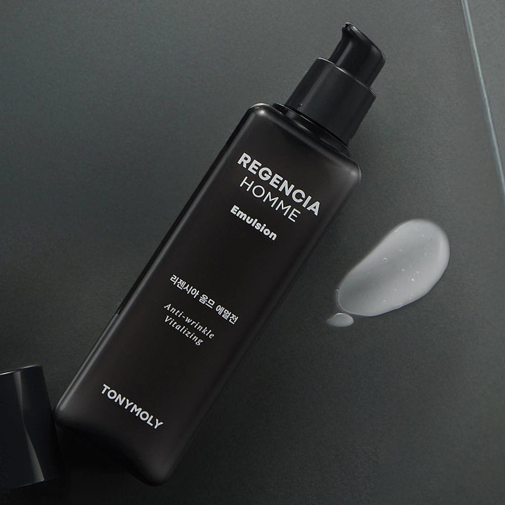 TONYMOLY Regencia Homme Emulsion 150ml, flacon noir et gouttes sur fond sombre, sérum hydratant pour homme