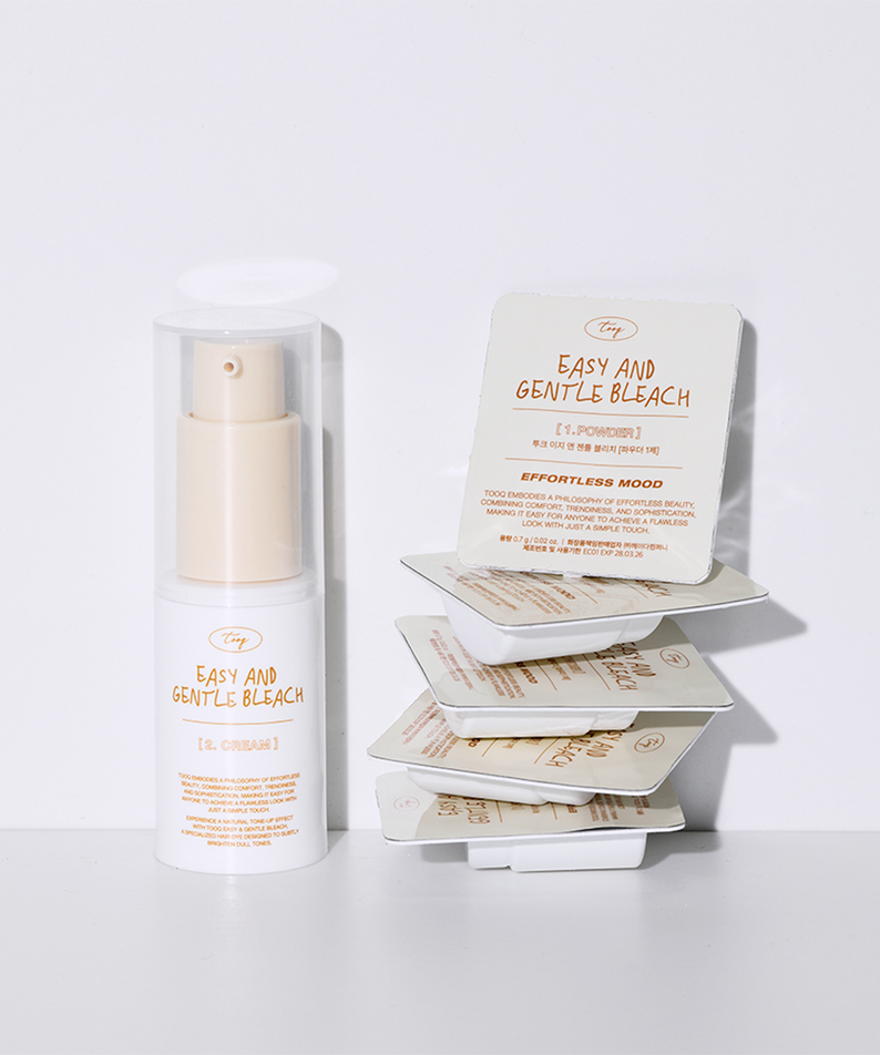 TOOQ Easy And Gentle Bleach en flacon et sachets individuels, produit d'éclaircissement doux et efficace.