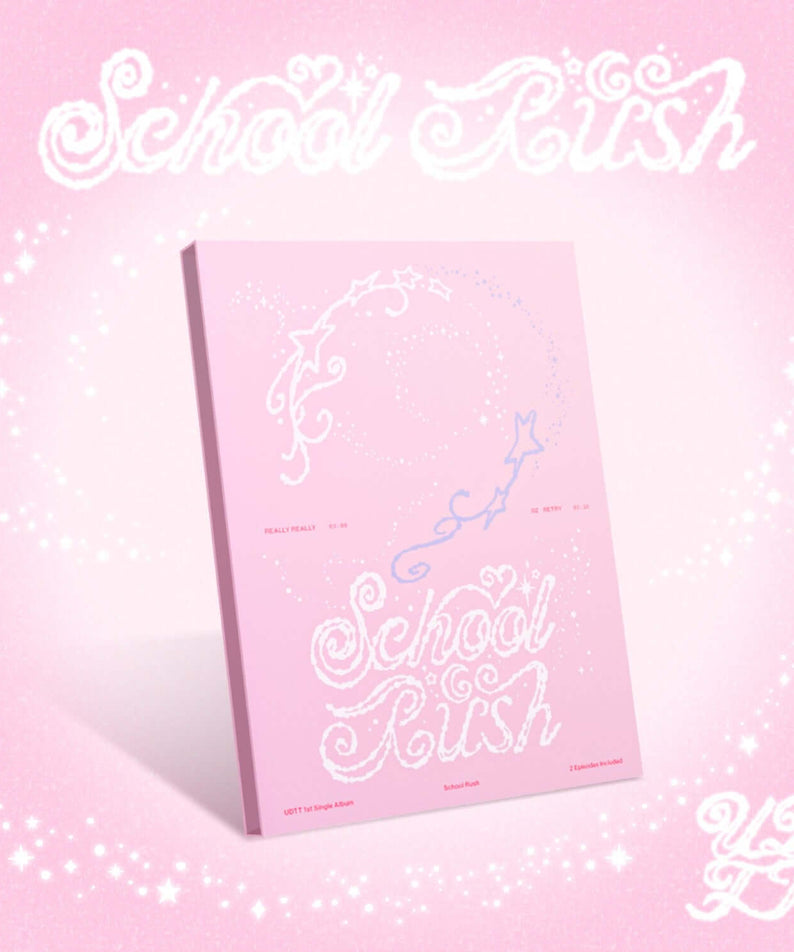 UDTT - 1st Single Album [School Rush] - Album Kpop, couverture rose “School Rush”, style école et étoiles, visuel produit UDTT.