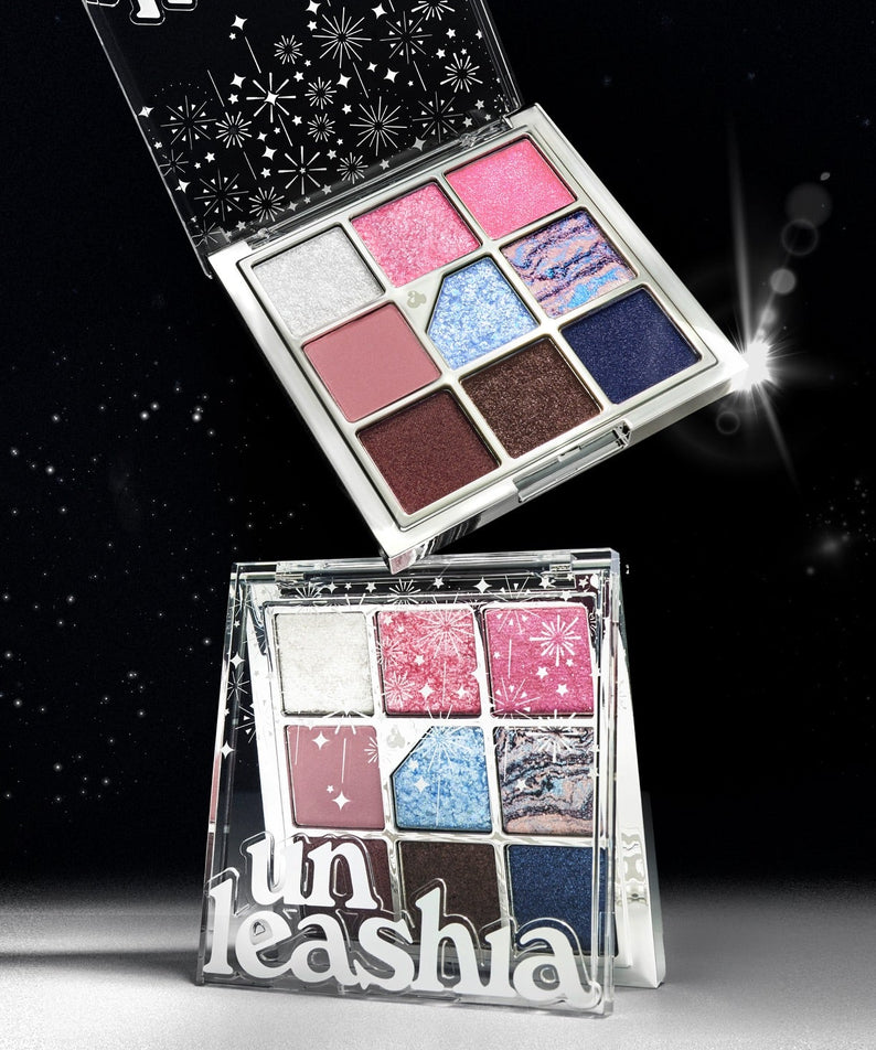 UNLEASHIA Glitterpedia Eye Palette, palette de maquillage yeux avec fards pailletés, pack “unleashia” sur fond noir
