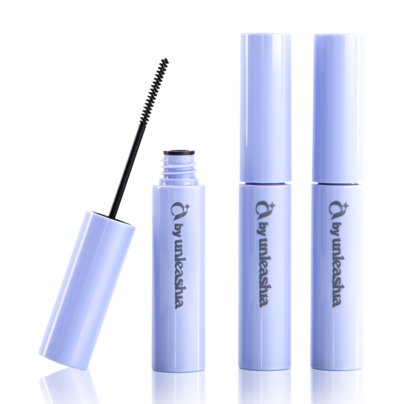 UNLEASHIA Lift Lock Fixing Mascara 3.7g de la marque UNLEASHIA : flacon et brosse mascara sur fond blanc.