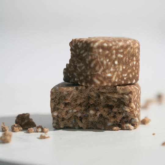 URANG Moringa Scalp Strengthening Shampoo Bar disponible sur Ma petite Coree, ton Eshop 100% K-beauty en direct de Seoul