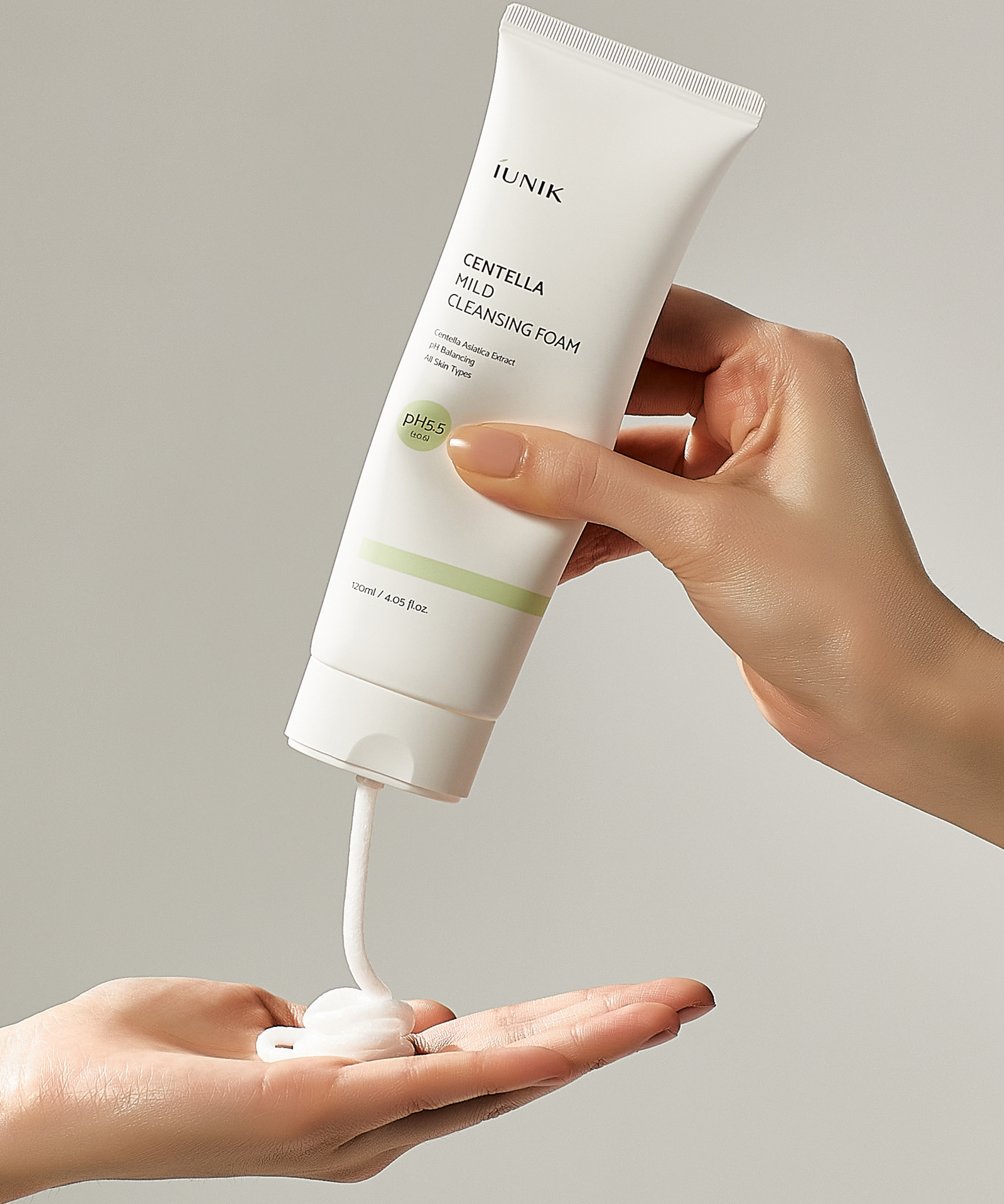 iUNIK Centella Mild Cleansing Foam 120ml