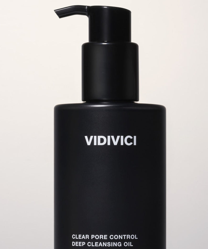 Flacon de 300ml de VIDIVICI Clear Pore Control Deep Cleansing Oil, huile nettoyante profonde pour le contrôle des pores.