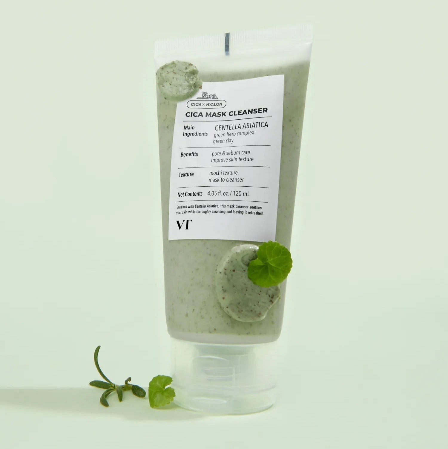 VT COSMETICS Cica Mask Cleanser 120ml, flacon sur fond vert clair avec feuilles et extrait de cica (packshot produit)