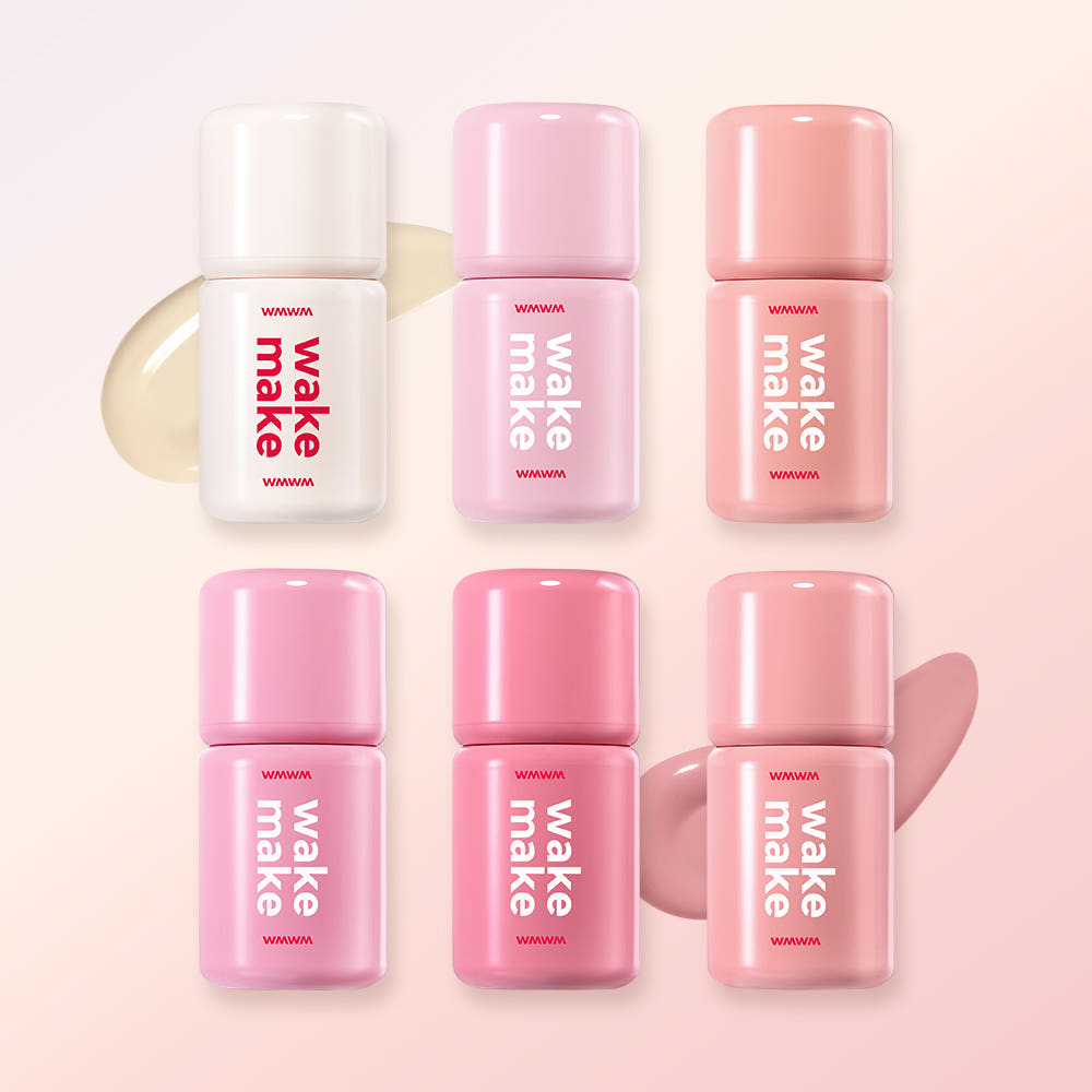WAKE MAKE Shaking Blur Cheek 4g, marque WAKE MAKE, présentée sur fond clair avec 3 teintes de blush.