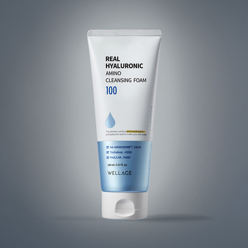 WELLAGE  Real Hyaluronic Amino Cleansing Foam 150ml : tube mousse nettoyante hyaluronic, fond bleu, photo produit.