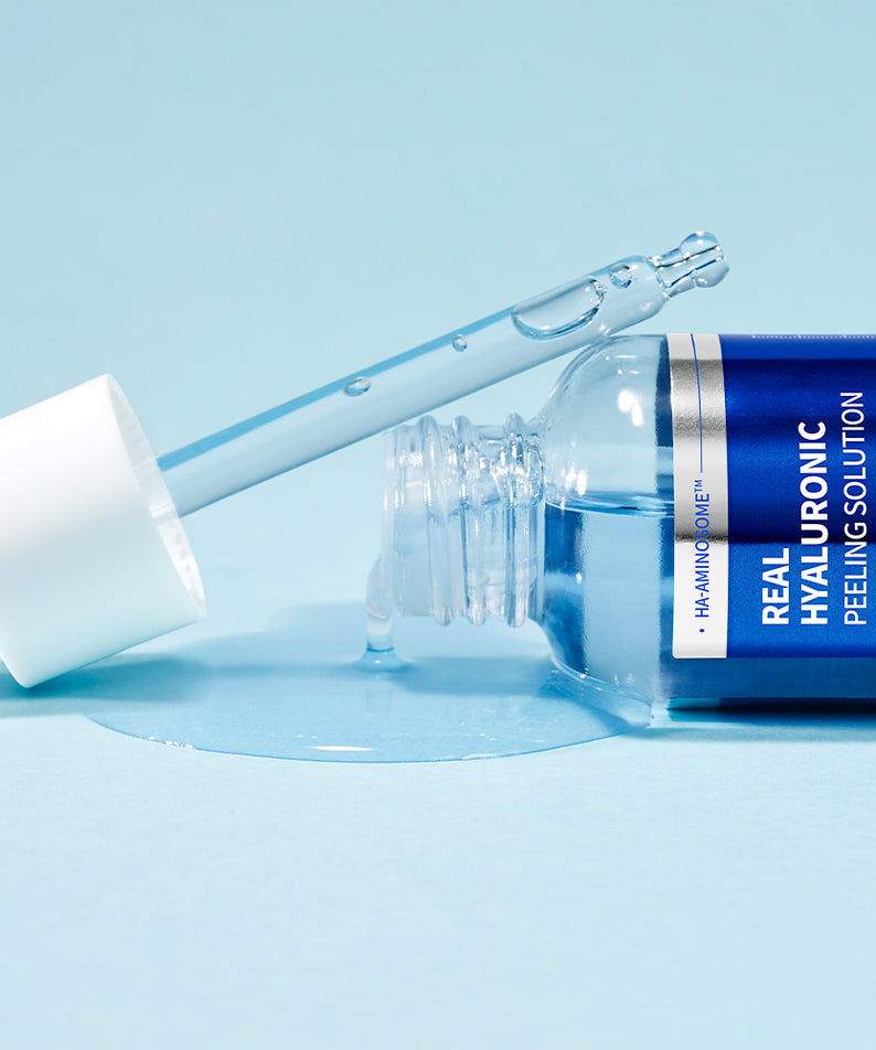 WELLAGE Real Hyaluronic Peeling Solution 30ml, flacon et pipette bleus sur fond clair, gelée d’acide hyaluronique
