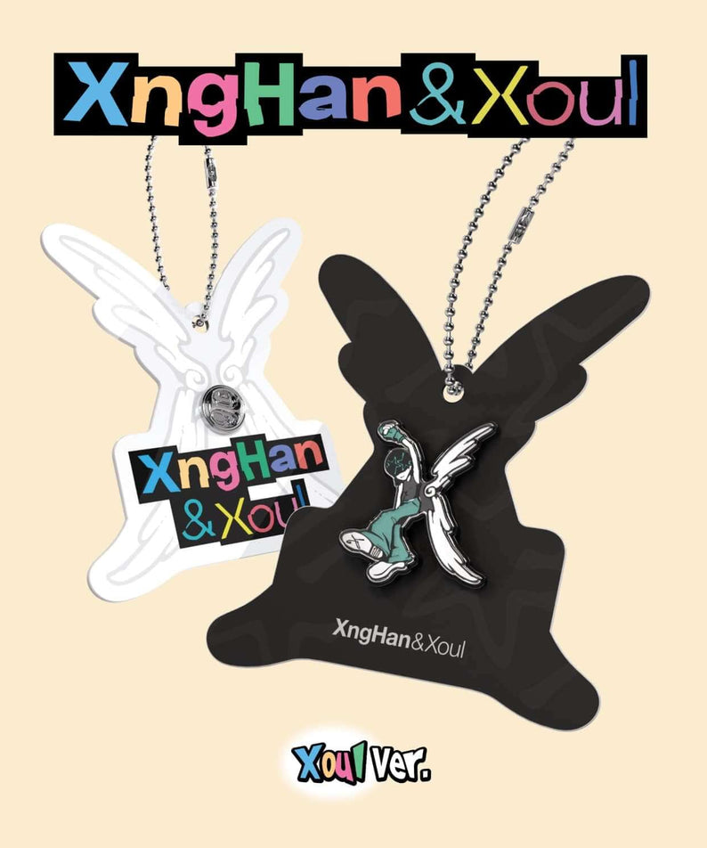 XNGHAN&XOUL - 1st Album [Waste No Time] (Xoul Ver.)(Smart Album) (Random 1 of 2) - Album Kpop, visuel Xoul avec accessoires chaîne et ailes.