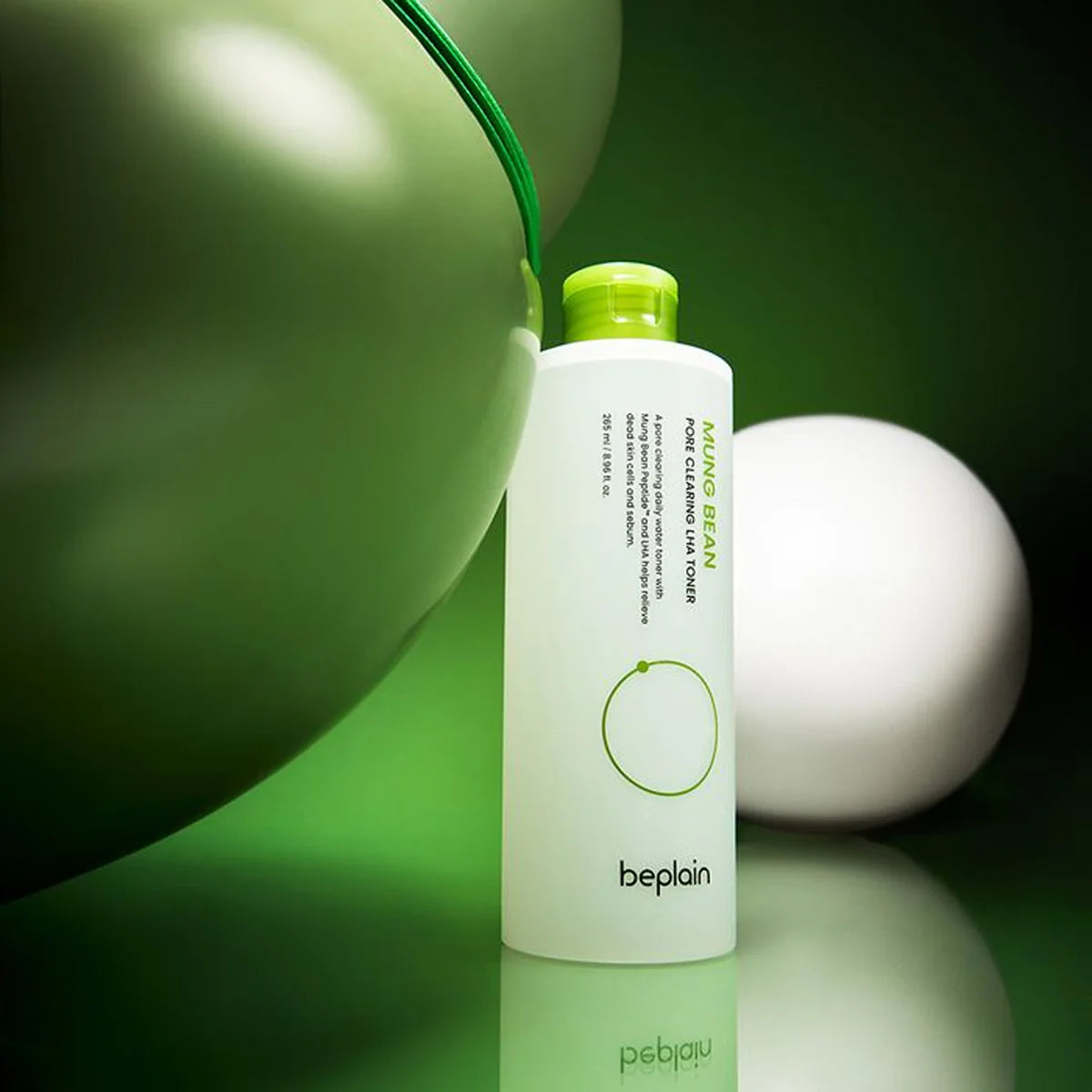 BEPLAIN Green Bean Pore Clearing LHA Toner 265ml beplain, bouteille verte, bulles vertes et fond dégradé vert.