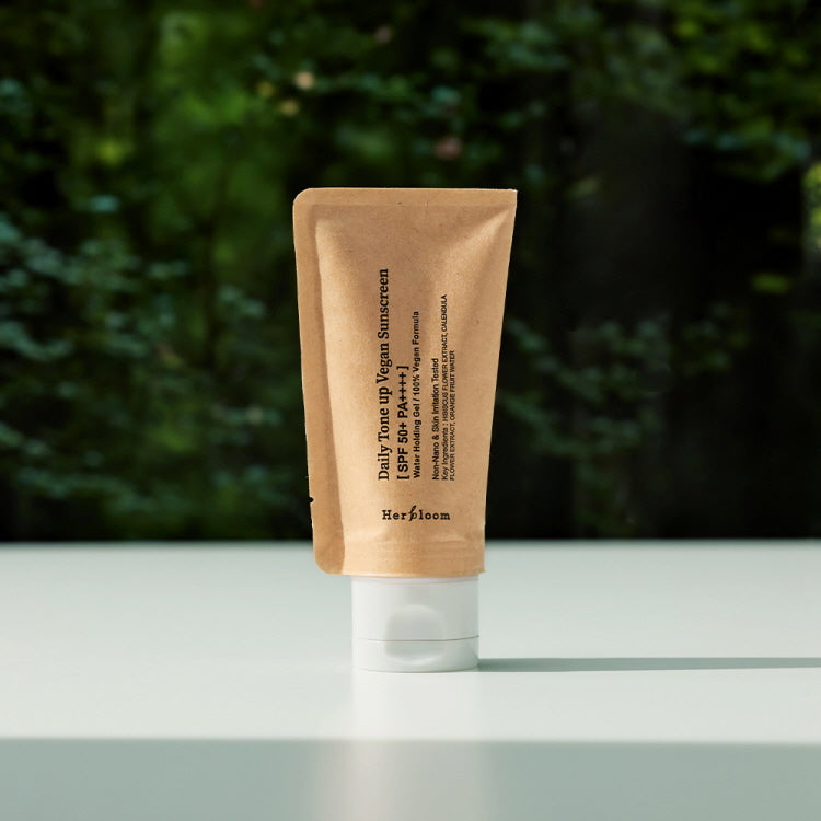 HERBLOOM Daily Tone-Up Vegan Sunscreen 50ml on sales on our Website !